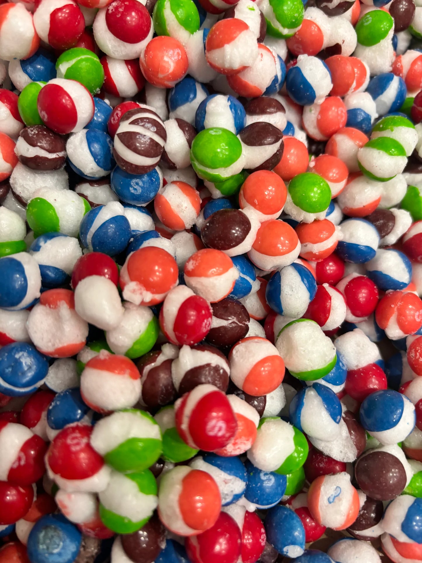 Freeze Dried Wildberry Rainbow Bites